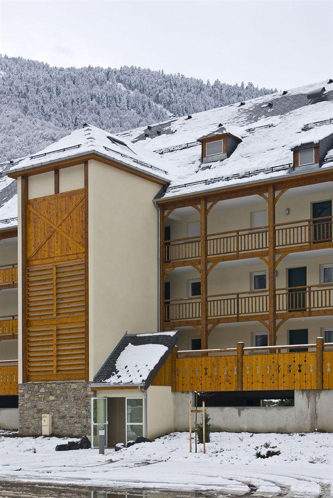 Lagrange Vacances Le Belvedere Saint-Mamet Exterior photo